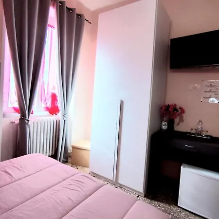 Bed And Breakfast Mamma Giuliana Rome Exterior photo